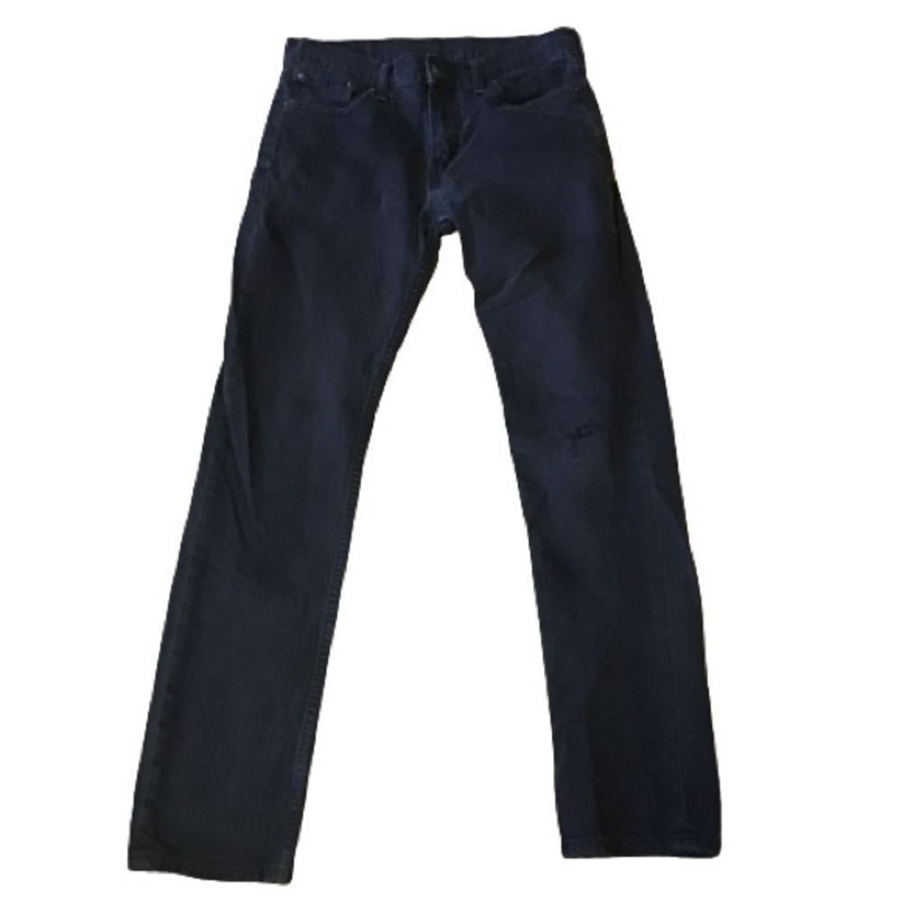 Levi black distressed jeans